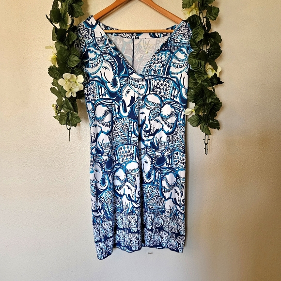 Lilly Pulitzer Sophiletta Dress Keep on Trunkin Elephant UPF 50 Shift Medium - Picture 6 of 13